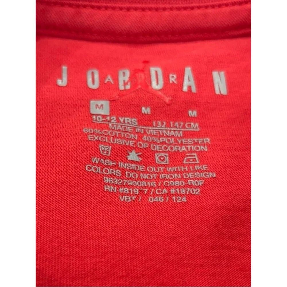 Boys Medium 10-12 Jordan Red Graphic Kids T-Shirt